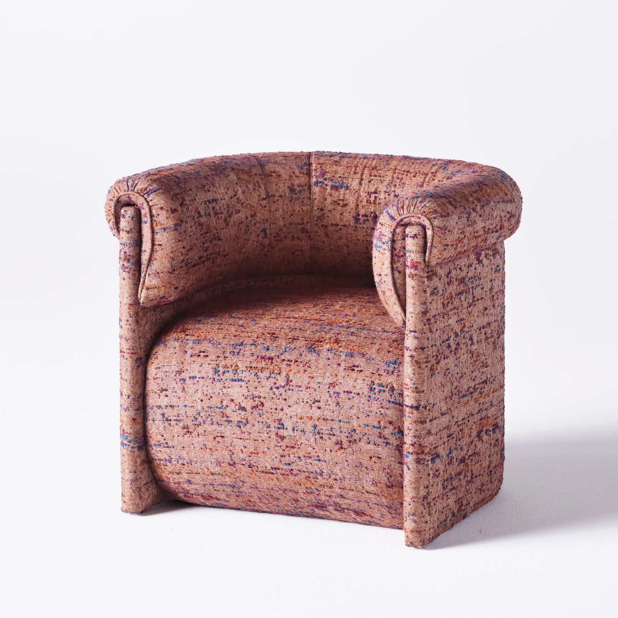 talmora koltuk, heykelsi modern koltuk, rolled arm koltuk, retro modern oturma birimi, özel üretim koltuk, sipariş mobilya, ısmarlama mobilya, talent design koltuk