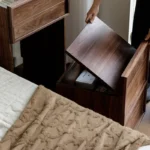 ceviz makyaj masası, kapaklı aynalı makyaj masası, takı düzenleyicili makyaj masası, kompakt makyaj çözümü, özel üretim, sipariş mobilya, ısmarlama mobilya, talent design makyaj masası