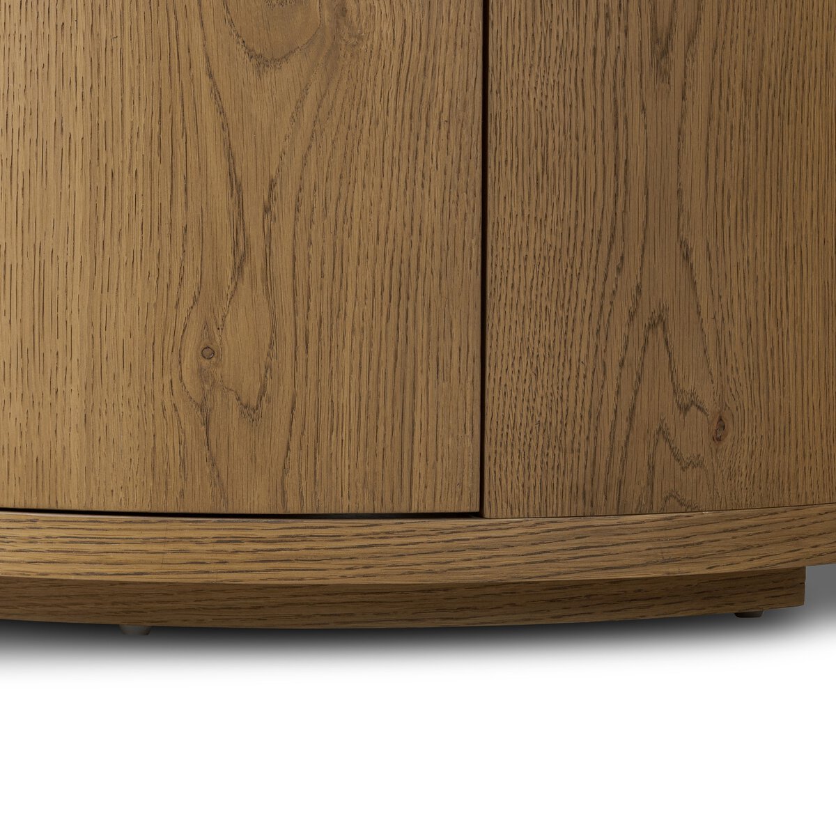 özel üretim komodin, özel ölçü komodin, sipariş komodin, ısmarlama komodin, yuvarlak form komodin, masif ahşap komodin, mermer üst tabla komodin, doğal dokulu komodin, modern komodin tasarımı, japandi stil komodin, bohem yatak odası komodini, butik tasarım komodin, el işçiliği komodin, tasarım komodin, talent design komodin