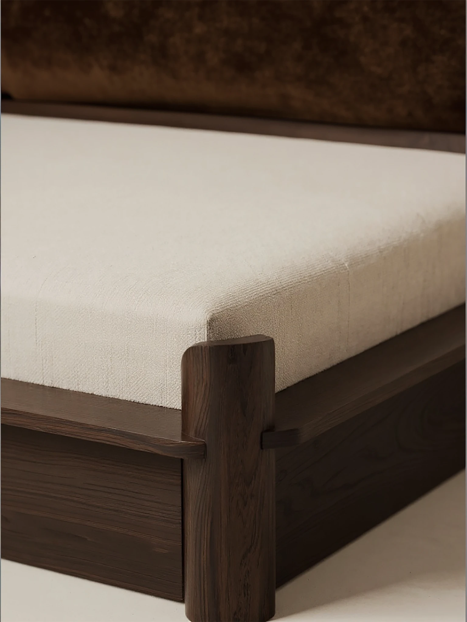 özel ölçü karyola, ısmarlama karyola, özel üretim yatak, sipariş mobilya, masif ahşap karyola