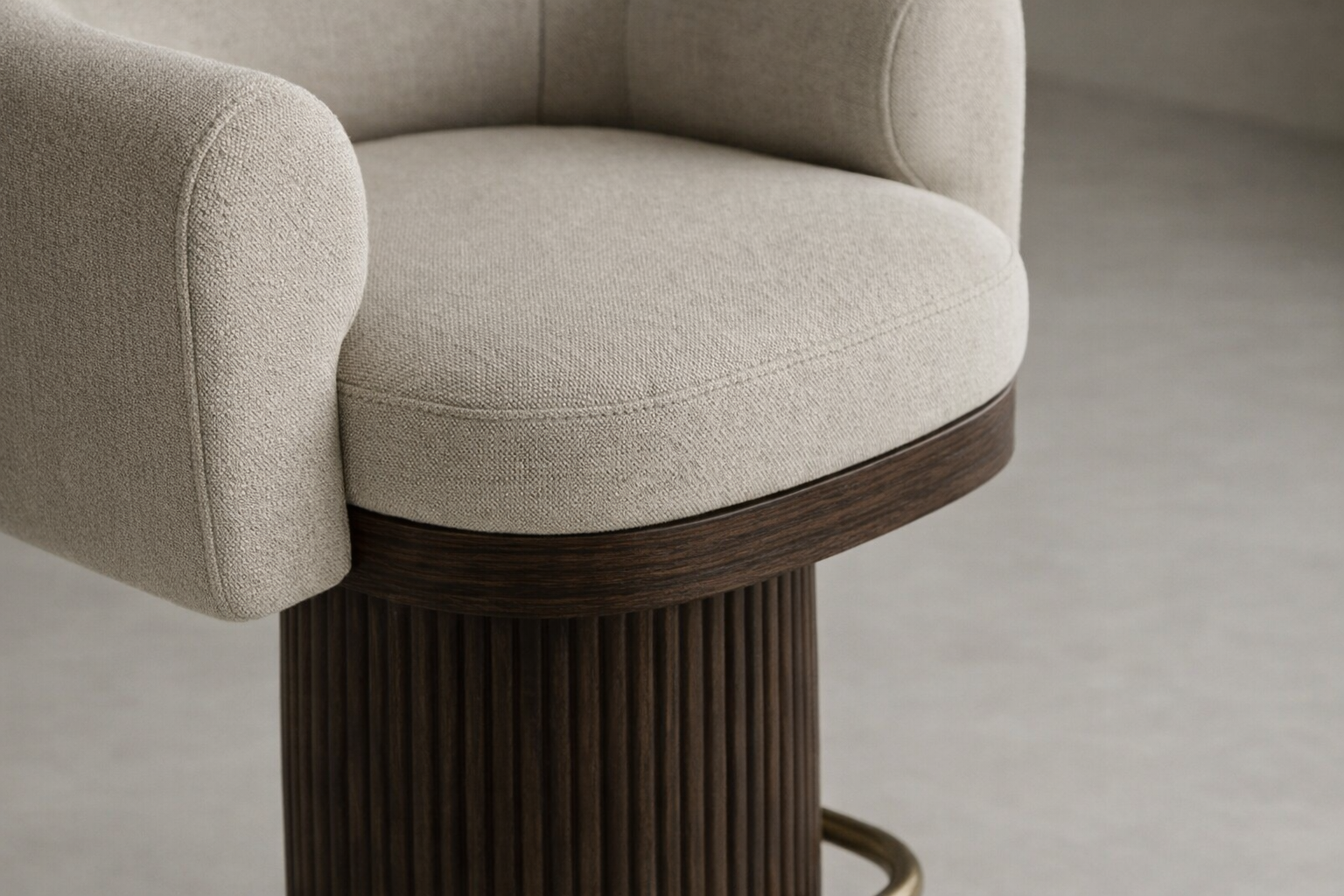 masif mese konik ayak bar sandalyesi, pirinc ayaklikli modern bar chair, ozel olcu bar sandalyesi tasarimi, ozel uretim modern bar sandalyesi, dosemeli ahsap bar sandalyesi