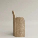 masif ahşap kolçaklı sandalye elde yontulmuş doku özel üretim, heykelsi dining chair özel ölçü sipariş mobilya, ısmarlama mobilya kolçaklı sandalye tasarım, modern rustic ahşap sandalye kolçaklı, el işçiligi detaylı sandalye masif ahşap tasarım