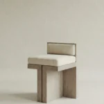 masif mese blok ayak sandalye tasarimi, minimal sirt destekli modern sandalye modeli, ozel uretim dosemeli ahsap sandalye, japandi stil modern yemek sandalyesi, heykelsi form designer chair