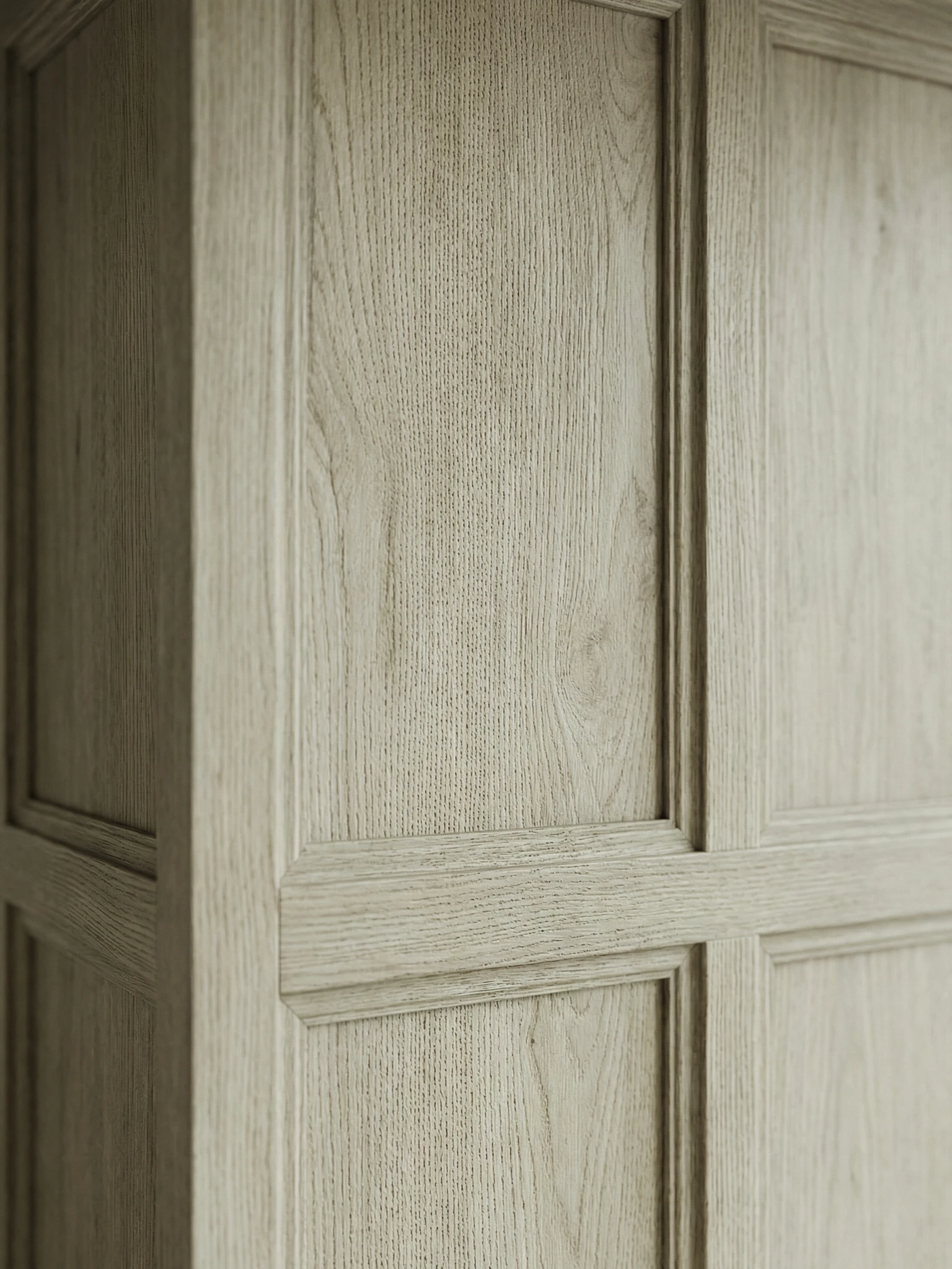 mermer ust yuzey panel ayak masa tasarimi, grid panel detayli modern yemek masasi, ozel uretim mermer dining table modeli, merkezi ayak heykelsi masa tasarimi, masif ahsap panel govdeli masa