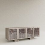 mese govdeli seramik panelli modern bufe tasarimi, dokulu seramik panel kapakli sideboard, ozel uretim brutalist modern bufe tasarimi, mimari blok ayakli modern ahsap bufe, seramik panel yuzeyli modern depolama mobilyasi