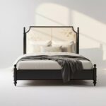 nakisli baslikli klasik karyola tasarimi, metal dikmeli modern classic bed, ozel uretim metal yatak tasarimi, klasik modern yatak odasi karyolasi, ferforje detayli modern karyola