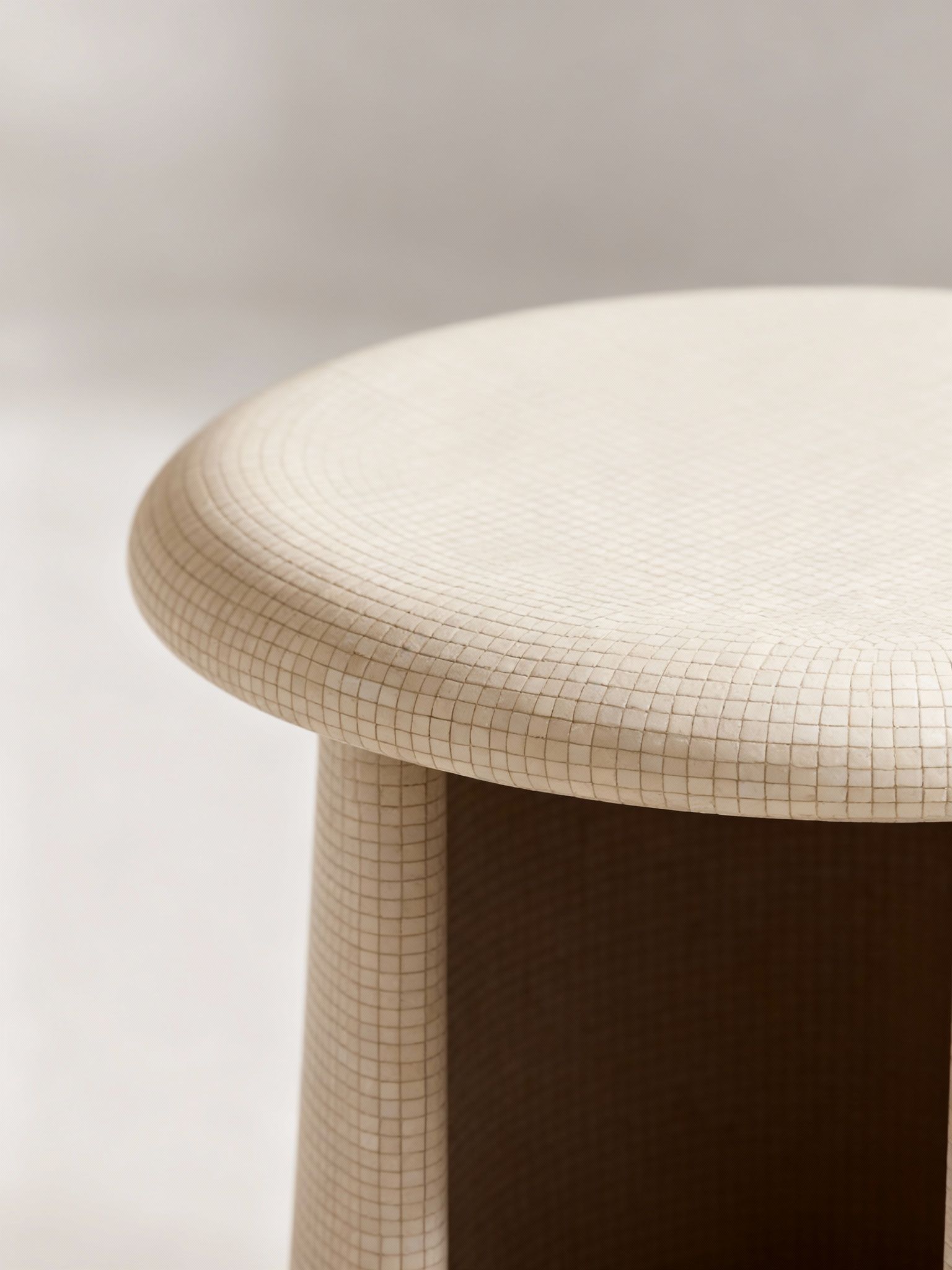 özel üretim yan sehpa, modern yan sehpa, sipariş mobilya, minimal sehpa, özel ölçü sehpa