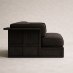 entegre yan sehpalı modern koltuk, platform govdeli ahsap lounge koltuk, ozel uretim modern lounge armchair, mimari tabanli modern koltuk tasarimi, modern interior lounge koltuk