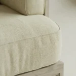 entegre yan sehpalı modern koltuk, platform govdeli ahsap lounge koltuk, ozel uretim modern lounge armchair, mimari tabanli modern koltuk tasarimi, modern interior lounge koltuk