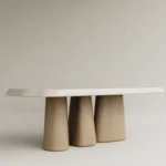 organik form lake masa masif ahşap ayak özel ölçü, konik ayaklı modern yemek masası sipariş mobilya, ısmarlama mobilya lake tabla minimal dining table tasarım, heykelsi modern masa doğal ahşap detay, özel üretim modern yemek masası tasarım