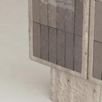 yanik ahsap vitrin bufe tasarimi, seramik panelli modern vitrin dolap, ozel uretim cam kapakli bufe, shou sugi ban designer vitrin modeli, statement modern depolama mobilyasi