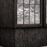 yanik ahsap vitrin bufe tasarimi, seramik panelli modern vitrin dolap, ozel uretim cam kapakli bufe, shou sugi ban designer vitrin modeli, statement modern depolama mobilyasi