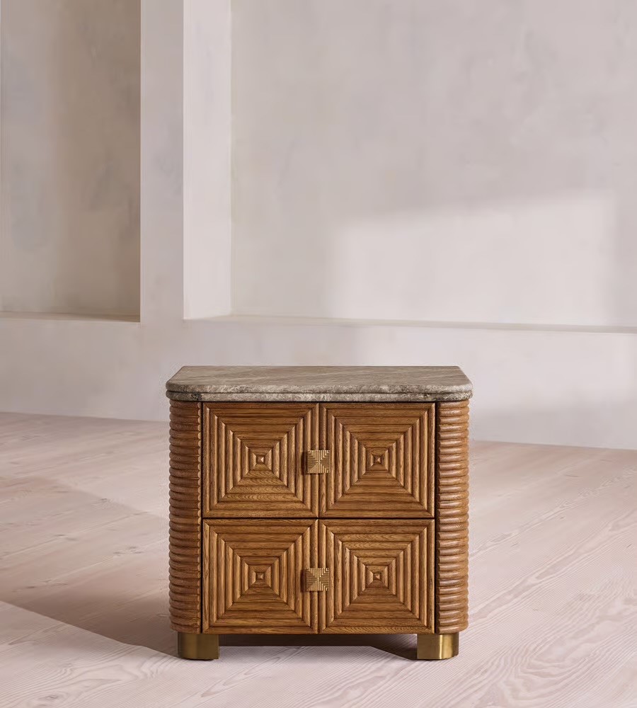 geometrik oyma ahsap komodin tasarimi, mermer tablalı modern bedside table, ozel uretim ahsap komodin tasarimi, pirinc ayakli luxury komodin, mimari desenli modern komodin