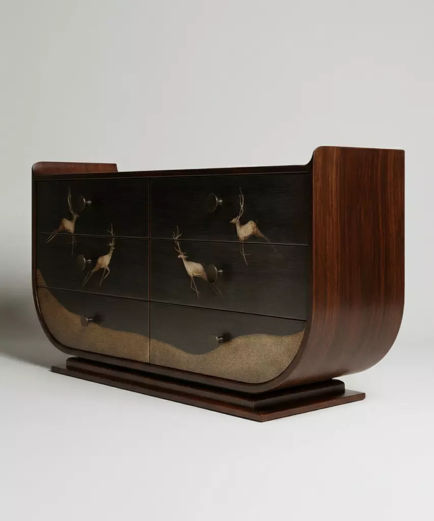 kavisli koyu ahşap dresuar el işçiligi, kakma desenli özel ölçü konsol, modern sanat objesi dresuar tasarım, sipariş mobilya dekoratif console, ısmarlama mobilya çekmeceli dresuar