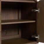 meşe gövdeli rattan panel büfe, japandi tarzı doğal ahşap sideboard tasarımı, masif meşe çekmeceli rattan kapaklı büfe, özel üretim skandinav stil büfe dolabı, doğal dokulu minimal ahşap büfe