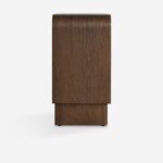 meşe gövdeli rattan panel büfe, japandi tarzı doğal ahşap sideboard tasarımı, masif meşe çekmeceli rattan kapaklı büfe, özel üretim skandinav stil büfe dolabı, doğal dokulu minimal ahşap büfe