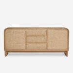 meşe gövdeli rattan panel büfe, japandi tarzı doğal ahşap sideboard tasarımı, masif meşe çekmeceli rattan kapaklı büfe, özel üretim skandinav stil büfe dolabı, doğal dokulu minimal ahşap büfe