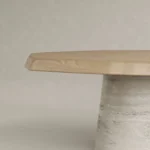 organik formlu masif ahşap masa özel ölçü, traverten ayaklı yuvarlak masa sipariş mobilya, ısmarlama mobilya doğal kenar dining table, heykelsi minimal masa tasarım, japandi stil ahşap masa doğal taş ayak