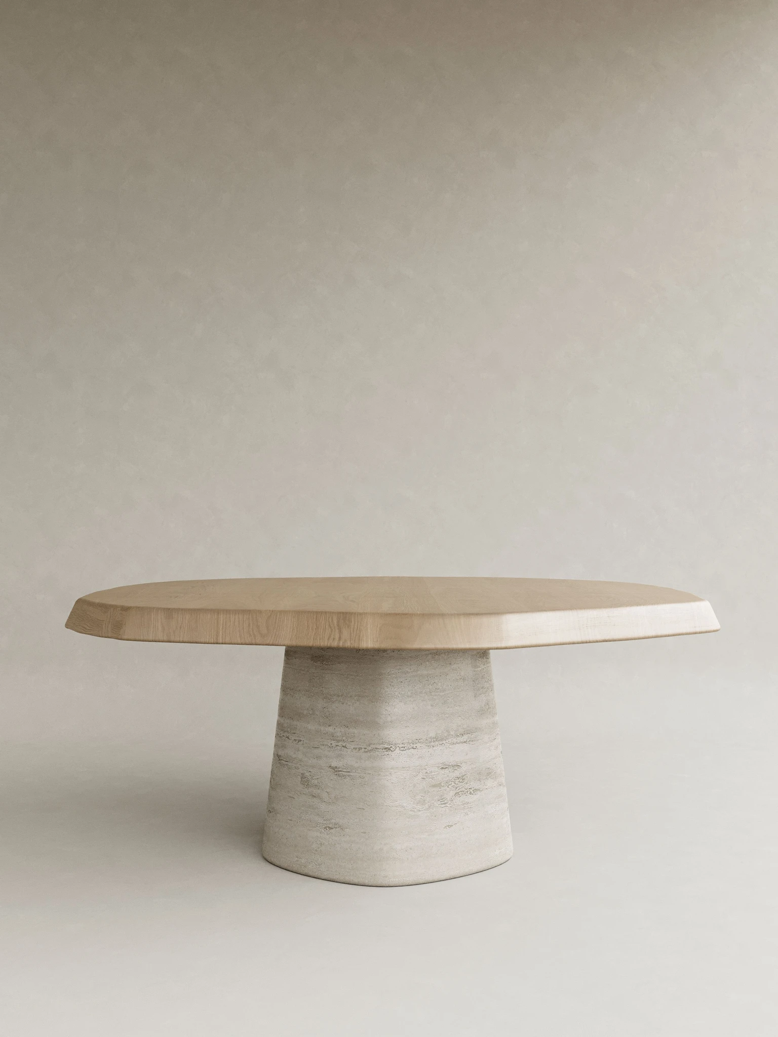 organik formlu masif ahşap masa özel ölçü, traverten ayaklı yuvarlak masa sipariş mobilya, ısmarlama mobilya doğal kenar dining table, heykelsi minimal masa tasarım, japandi stil ahşap masa doğal taş ayak