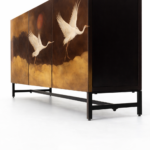 el boyama turna motifli lake bufe tasarimi, japon esintili sanatsal panel modern bufe, ozel uretim dekoratif sanat bufe tasarimi, modern metal ayakli lake sideboard tasarimi, turna motifli sanatsal modern bufe