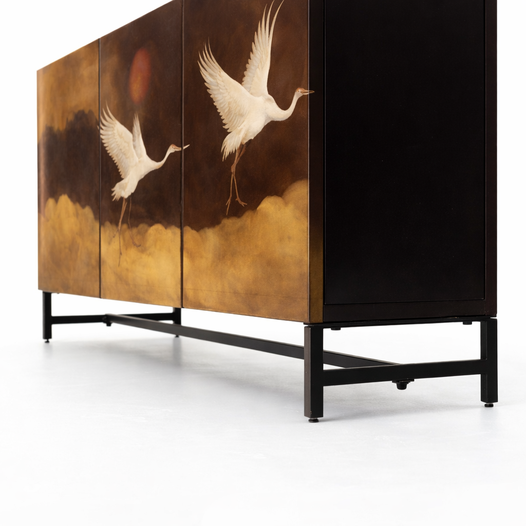 el boyama turna motifli lake bufe tasarimi, japon esintili sanatsal panel modern bufe, ozel uretim dekoratif sanat bufe tasarimi, modern metal ayakli lake sideboard tasarimi, turna motifli sanatsal modern bufe