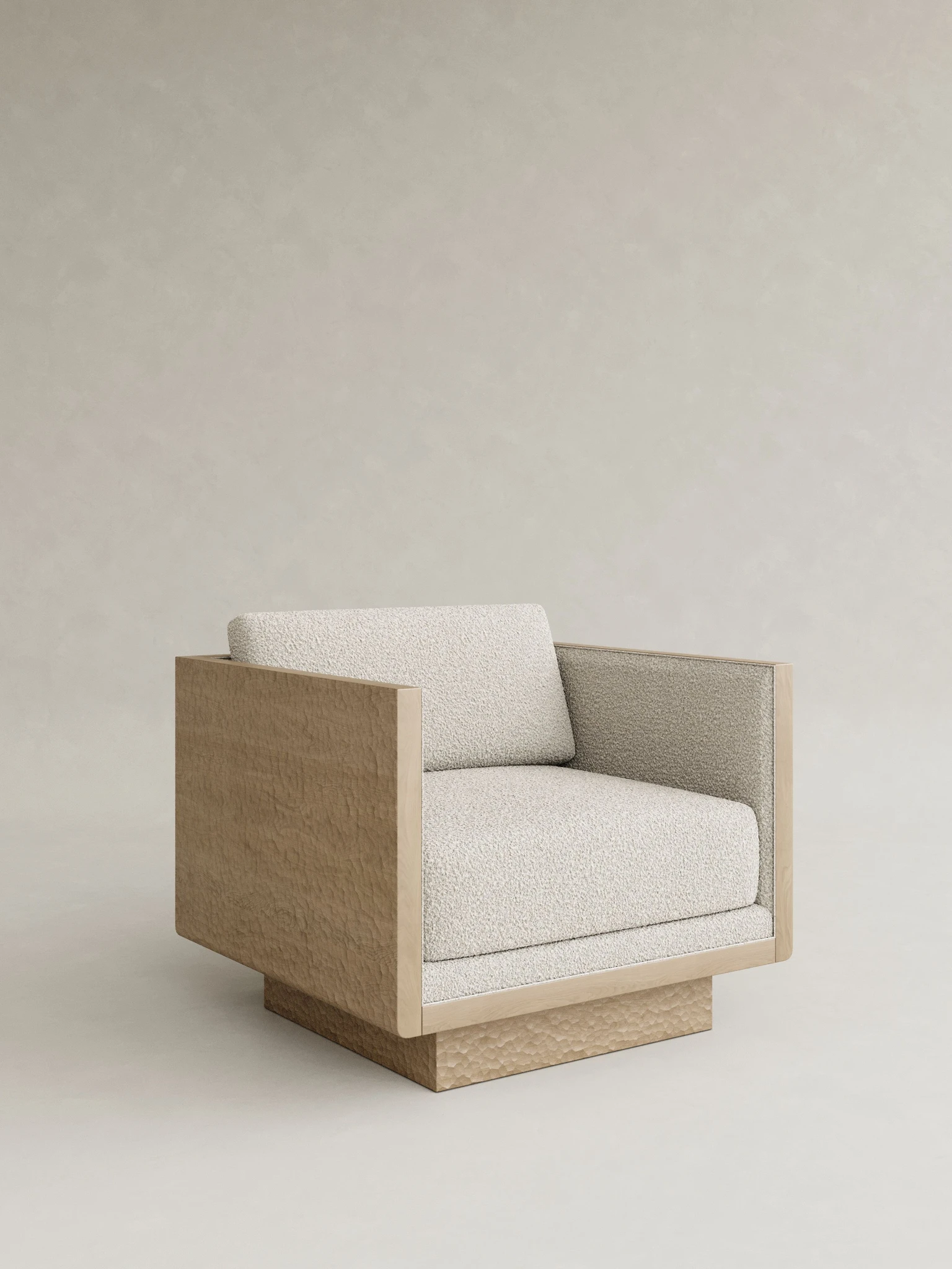 masif ahşap kasalı koltuk dokulu yüzey özel ölçü, boucle kumaş modern koltuk sipariş mobilya, ısmarlama mobilya heykelsi ahşap koltuk tasarım, doğal meşe kasa modern koltuk minimal stil, özel üretim modern koltuk ahşap detay