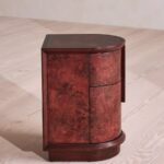 silindirik kök kaplama komodin, gizli kulplu modern bedside table, kök kaplama ahşap silindir komodin, özel üretim heykelsi yatak yanı dolabı, modern minimal ahşap komodin