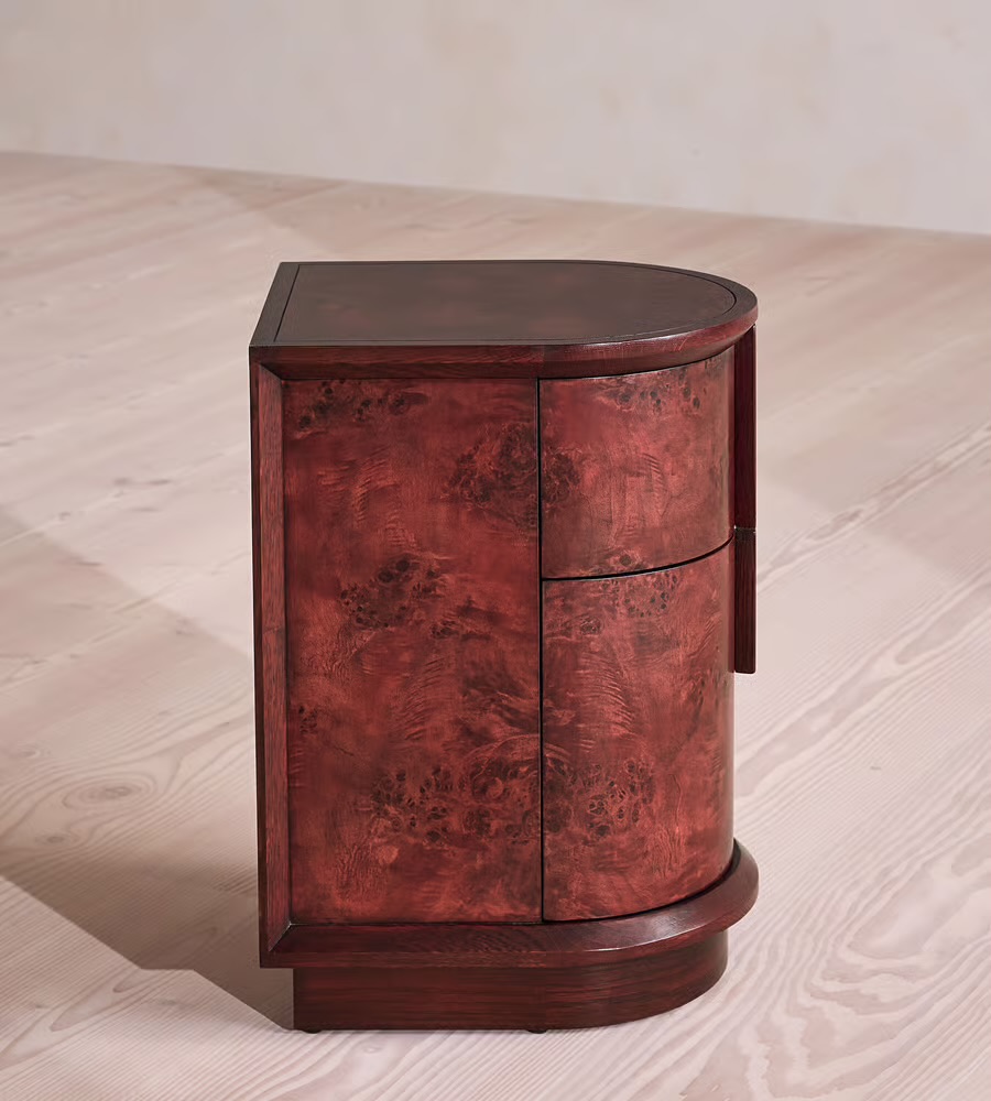 silindirik kök kaplama komodin, gizli kulplu modern bedside table, kök kaplama ahşap silindir komodin, özel üretim heykelsi yatak yanı dolabı, modern minimal ahşap komodin