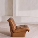 kapitone doseme modern berjer tasarimi, alcak oturumlu lounge armchair tasarimi, ozel uretim modern berjer koltuk, kapitone deri lounge chair tasarimi, modern mimari form lounge berjer