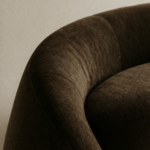 kavisli modern kanepe, yarım ay form kanepe, özel üretim lounge kanepe, sipariş mobilya heykelsi kanepe, ısmarlama minimal kanepe