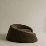 kavisli modern kanepe, yarım ay form kanepe, özel üretim lounge kanepe, sipariş mobilya heykelsi kanepe, ısmarlama minimal kanepe