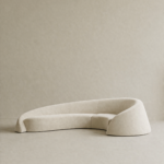 kavisli modern kanepe, yarım ay form kanepe, özel üretim lounge kanepe, sipariş mobilya heykelsi kanepe, ısmarlama minimal kanepe