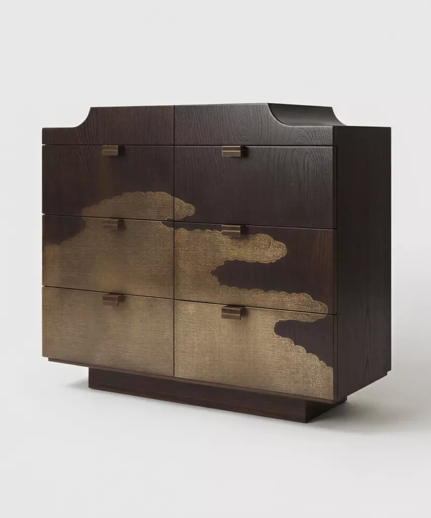 altın suyu el boyaması dresuar koyu ahşap özel üretim, dekoratif yüzey konsol özel ölçü sipariş mobilya, ısmarlama mobilya modern lüks dresuar tasarım, katmanlı çekmeceli konsol ahşap el işçiligi detaylı, sanatsal yüzey giriş konsolu koyu ton tasarım