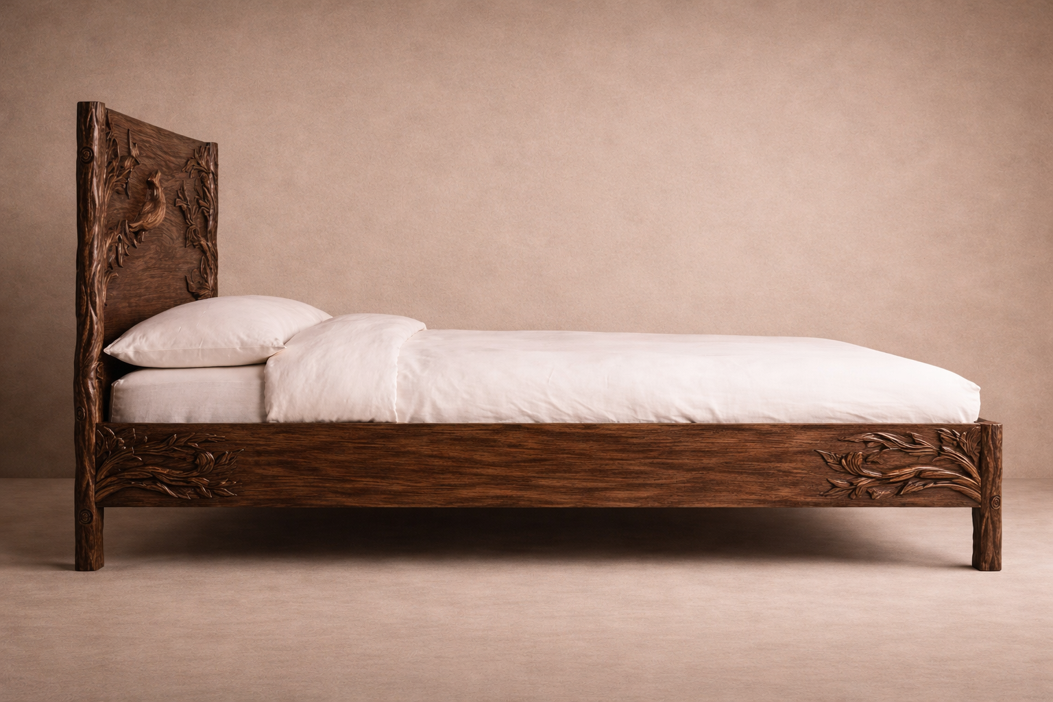 özel üretim oyma ahşap karyola, el işçiligi masif yatak, özel ölçü klasik modern karyola, ısmarlama sanat karyola tasarımı, ahşap oyma detaylı yatak