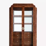 kök kaplama vitrin dolap özel üretim, cam kapaklı vitrin özel ölçü sipariş mobilya, ısmarlama mobilya modern depolama ünitesi, lüks vitrin dolap tasarım doğal malzeme, katmanlı çerçeve vitrin dekoratif dolap