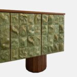 dokulu panel büfe dolabı, seramik efekt kapaklı modern büfe, ceviz gövdeli tasarım konsol, özel üretim büfe mobilya, ısmarlama depolama ünitesi
