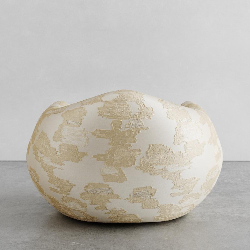 organik form jakar koltuk, desenli modern lounge koltuk, özel üretim tasarım koltuk, sipariş mobilya koltuk, ısmarlama tekstil koltuk