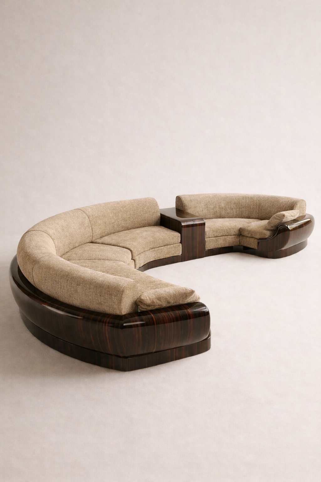 özel üretim yarım daire kanepe, özel ölçü modüler kanepe tasarımı, ısmarlama lounge oturma grubu, ahşap detaylı modern kanepe, organik form büyük kanepe