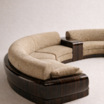 özel üretim yarım daire kanepe, özel ölçü modüler kanepe tasarımı, ısmarlama lounge oturma grubu, ahşap detaylı modern kanepe, organik form büyük kanepe