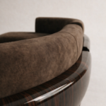 özel üretim yarım daire kanepe, özel ölçü modüler kanepe tasarımı, ısmarlama lounge oturma grubu, ahşap detaylı modern kanepe, organik form büyük kanepe