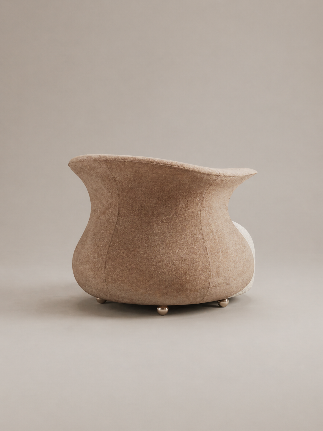 kavisli modern koltuk, çift dokulu tasarım koltuk, özel üretim lounge koltuk, sipariş mobilya koltuk, ısmarlama konfor koltuk