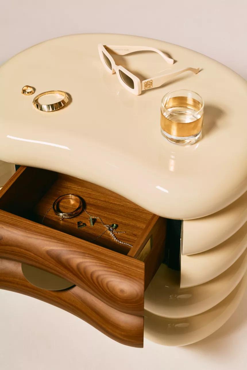 lake yüzey komodin, katmanlı modern komodin tasarımı, özel üretim komodin, sipariş mobilya komodin, ısmarlama modern komodin