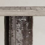 seramik ayaklı yemek masası özel üretim, dokulu yüzey modern masa özel ölçü sipariş mobilya, ısmarlama mobilya ahşap tabla dining table, heykelsi ayaklı masa modern interior tasarım, modüler ayak sistemi doğal ahşap masa