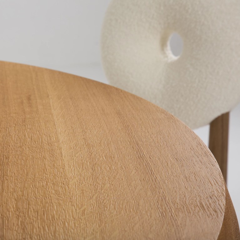 traverten ayakli luxury masa, organic modern yuvarlak masa, collectible design pedestal dining table, ozel uretim contemporary masa, natural oak luxury dining table