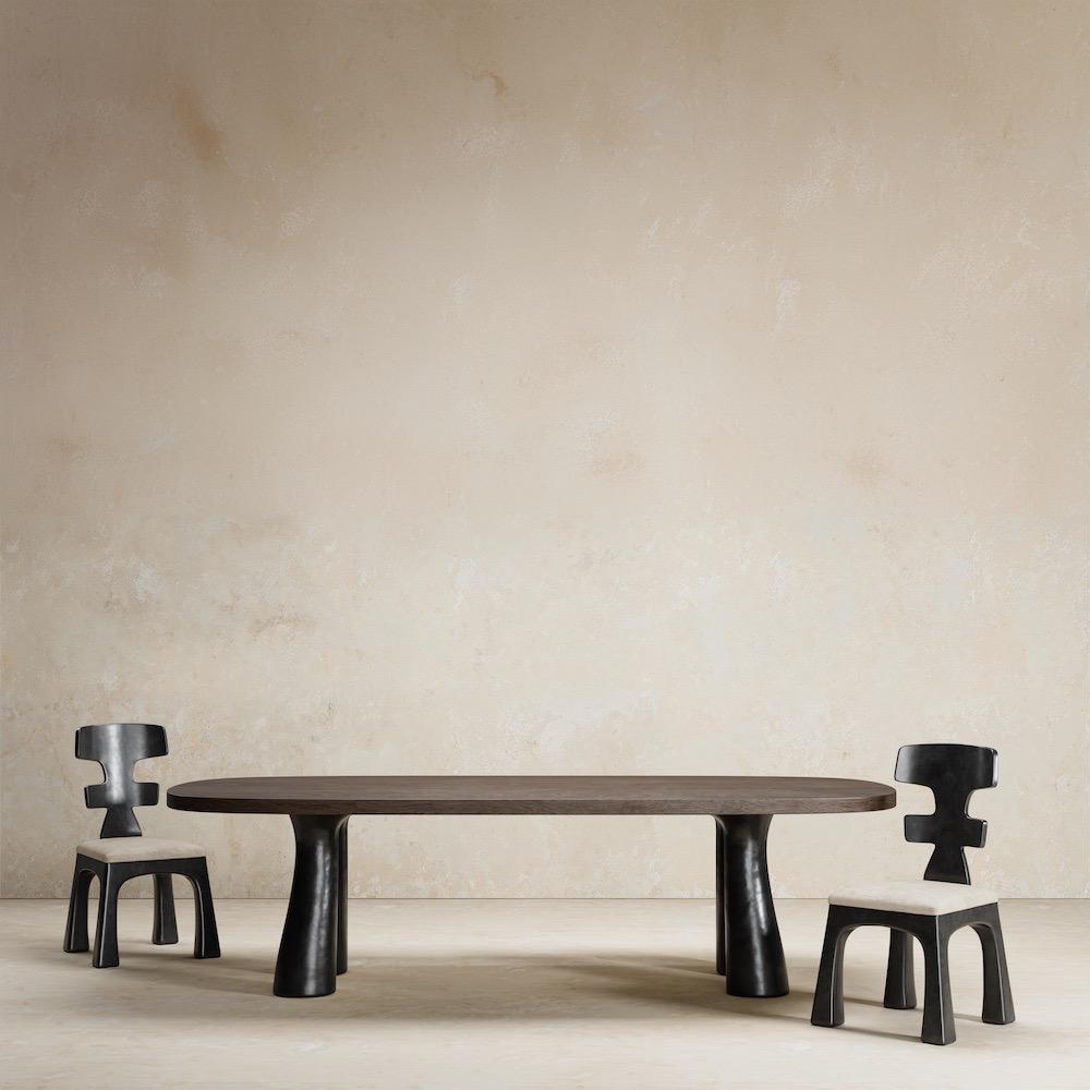 organik oval yemek masasi, contemporary luxury dining table, ozel uretim meşe masa, sculptural seramik ayakli masa, collectible modern dining table