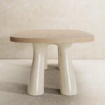 organik oval yemek masasi, contemporary luxury dining table, ozel uretim meşe masa, sculptural seramik ayakli masa, collectible modern dining table