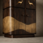 geyik motifli özel üretim vitrin büfe, koyu ceviz özel ölçü display cabinet, pirinç işlemeli sipariş mobilya büfe, kavisli kapaklı ısmarlama mobilya vitrin, art deco luxury ahşap vitrin büfe