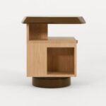 geometrik modern komodin, meşe collectible side table, özel üretim tasarım komodin, döner tabanlı luxury nightstand, heykelsi contemporary komodin