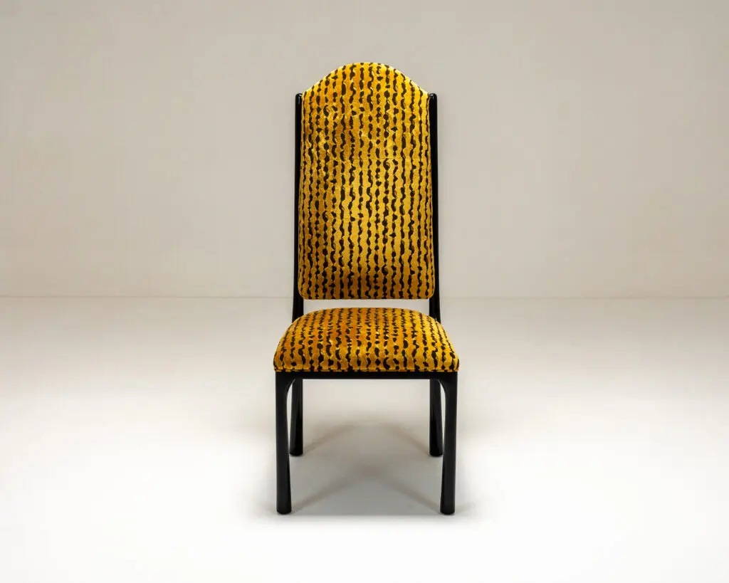 minimal luxury sandalye, contemporary upholstered dining chair, ozel uretim modern sandalye, yuksek sirtli dining chair, koyu ahsap contemporary sandalye