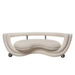 organik boucle kanepe, kavisli collectible design sofa, özel üretim contemporary luxury kanepe, heykelsi futuristik koltuk, modern organik form kanepe